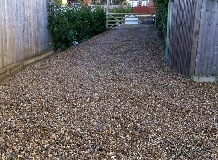 new gravel driveway installation